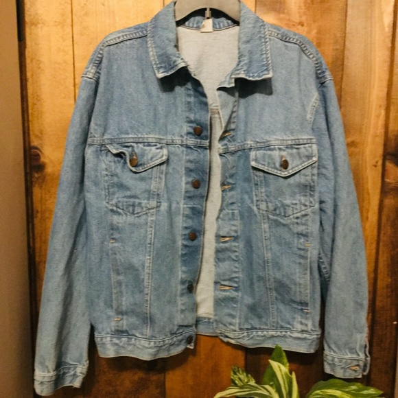 Jackets & Blazers - *2/$20* Oversized Denim Jacket